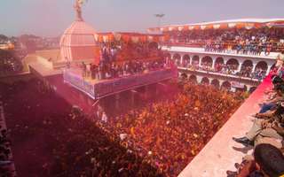 krishna-temples-to-celebrate-holi-in-india
